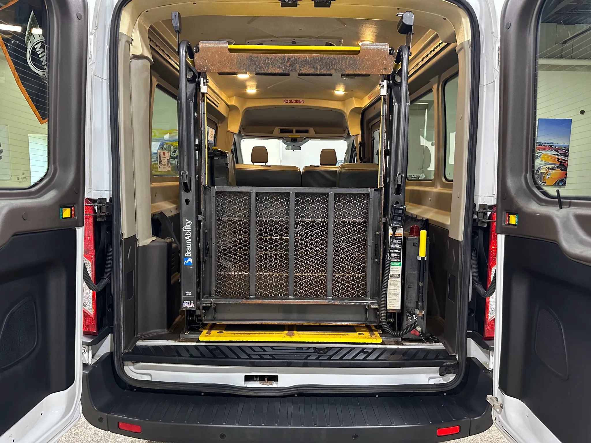 Used 2015 Ford Transit 250 148 Medium Roof RWD image 22