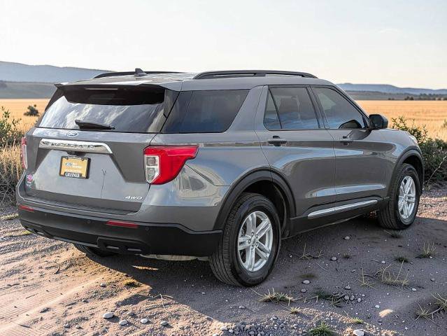 Certified 2024 Ford Explorer XLT AWD/4WD image 5