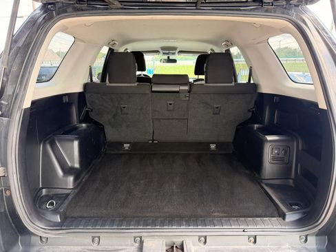 Used 2016 Toyota 4Runner SR5 AWD/4WD image 13
