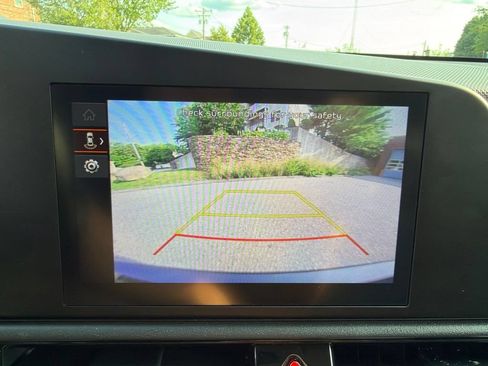 Certified 2023 Kia Niro LX FWD image 23