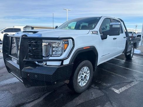 Used 2023 GMC Sierra 2500 Pro w/ Convenience Package image 3