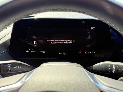 Used 2024 Chevrolet Traverse Z71 image 23