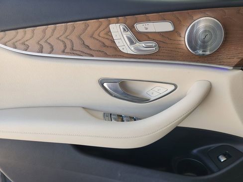 Used 2021 Mercedes-Benz E 350 4MATIC Sedan w/ Premium Package image 23