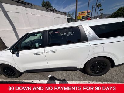 Used 2025 Kia Carnival