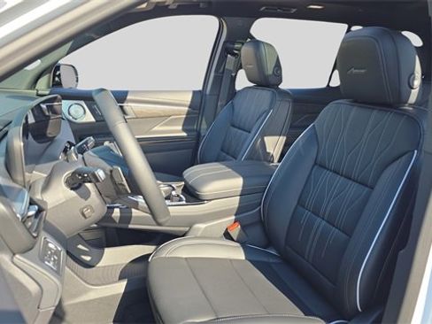 New 2026 Buick Enclave Avenir w/ Super Cruise Package image 11