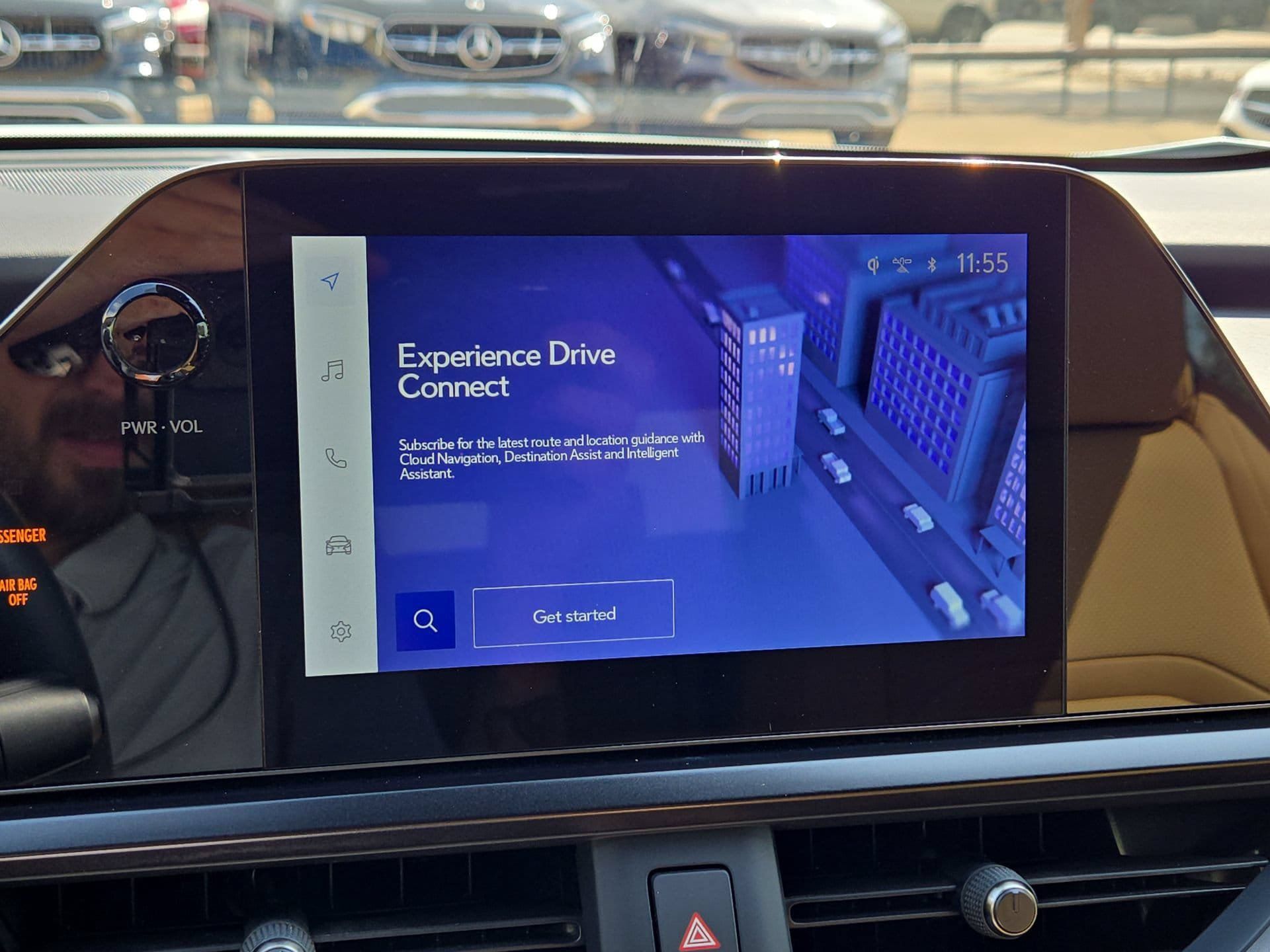 Certified 2025 Lexus UX 300h FWD w/ Accessory Package (Z1) image 19