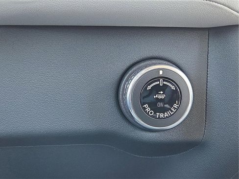 New 2025 Lincoln Navigator L Reserve image 17