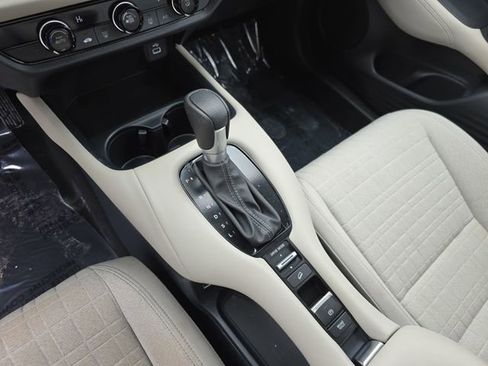 Used 2023 Honda HR-V LX image 27
