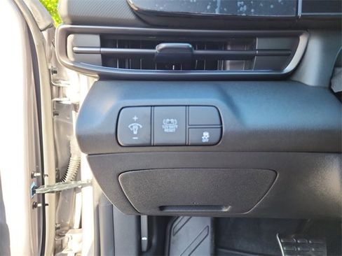 New 2025 Hyundai Elantra SEL image 21