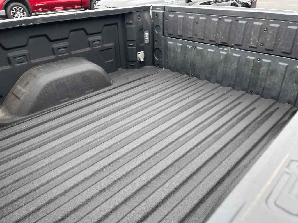 Used 2022 GMC Sierra 1500 Denali AWD/4WD image 10