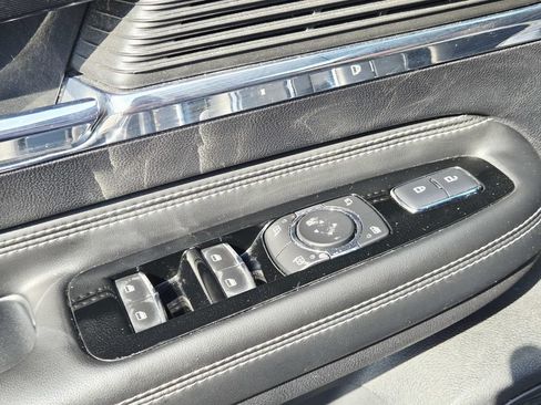 Used 2020 Lincoln Corsair AWD w/ Premium Package image 35