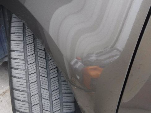 Used 2017 Toyota Sienna AWD image 19
