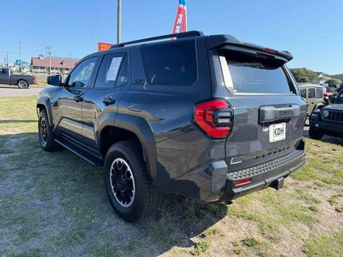 Used 2025 Toyota 4Runner TRD Off-Road AWD/4WD image 5