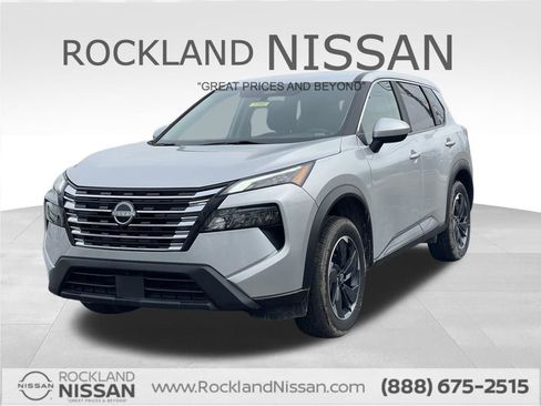 Certified 2025 Nissan Rogue SV AWD/4WD image 1