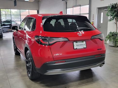 Certified 2025 Honda HR-V Sport image 7
