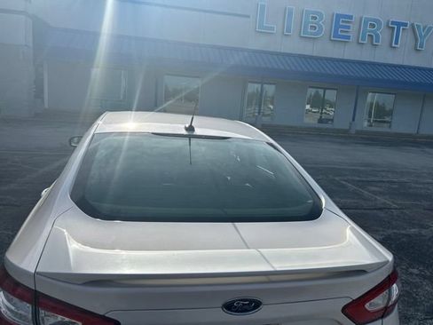 Used 2015 Ford Fusion Titanium AWD/4WD image 4