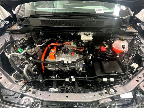 Used 2025 Chevrolet Equinox EV LT image 29