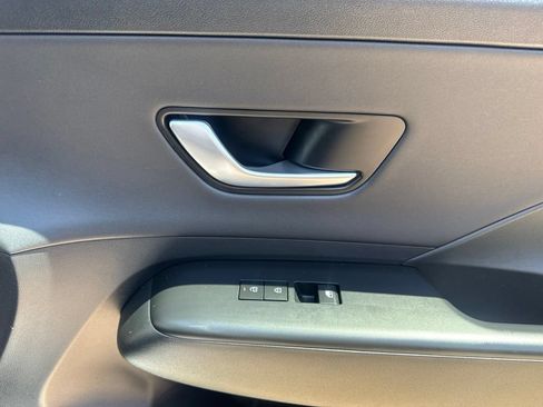 Certified 2024 Hyundai Kona Limited FWD image 20