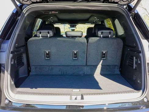 New 2026 GMC Acadia Denali w/ Super Cruise Package image 9