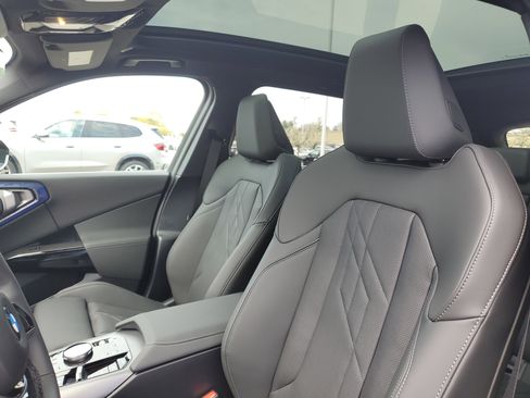 New 2026 BMW X3 xDrive30 w/ Premium Package AWD/4WD image 7