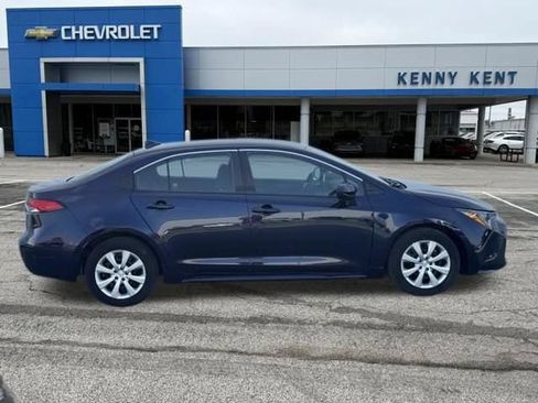 Used 2026 Toyota Corolla LE FWD image 3