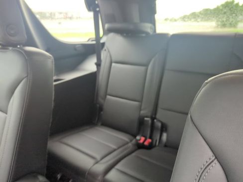 Used 2024 Chevrolet Tahoe LT w/ Luxury Package AWD/4WD image 21
