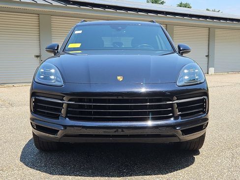 Certified 2022 Porsche Cayenne AWD/4WD image 10