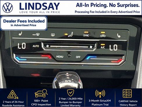 Certified 2025 Volkswagen Taos SE AWD/4WD image 17