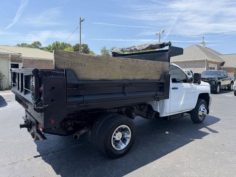 Used 2015 Chevrolet Silverado 3500 W/T w/ WT Convenience Package AWD/4WD image 5