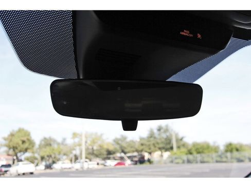 Used 2023 MAZDA MAZDA3 s image 25