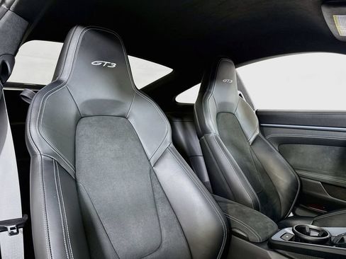 Certified 2023 Porsche 911 GT3 RWD image 36