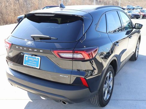 Used 2025 Ford Escape ST-Line image 5