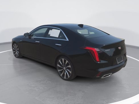 Used 2023 Cadillac CT4 Luxury w/ Sun And Sound Package RWD image 5