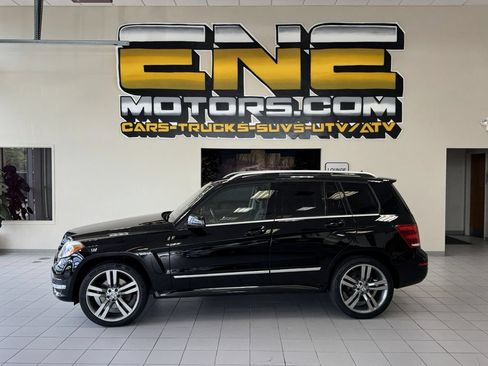 Used 2013 Mercedes-Benz GLK 350 4MATIC w/ Premium 1 Pkg image 4