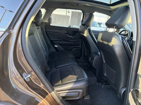 Certified 2022 Lincoln Corsair Reserve w/ Equipment Group 201A image 17