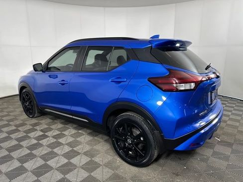 Used 2022 Nissan Kicks SR w/ Premium Package image 5