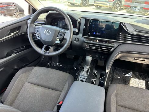 Used 2025 Toyota Camry LE FWD image 12