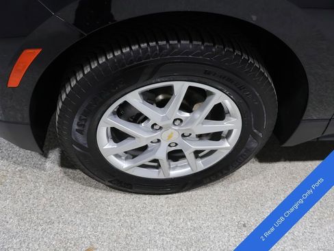 Used 2022 Chevrolet Equinox LS AWD/4WD image 9