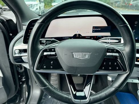 Used 2024 Cadillac Lyriq Luxury RWD image 17