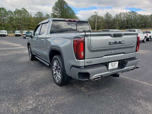 Used 2024 GMC Sierra 1500 Denali Ultimate image 4