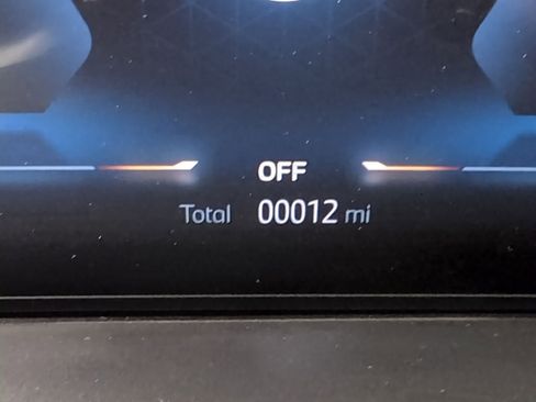 New 2026 BMW X5 sDrive40i image 20