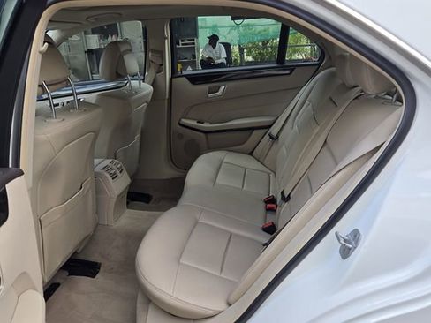 Used 2016 Mercedes-Benz E 350 4MATIC Sedan w/ Premium Package image 13