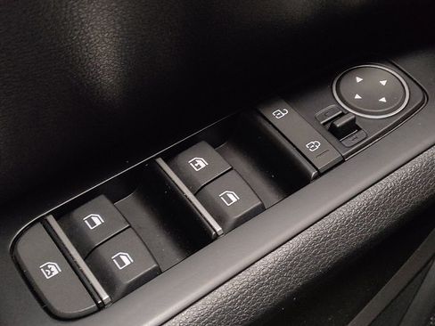 Used 2023 Kia Soul LX w/ LX Technology Package image 27