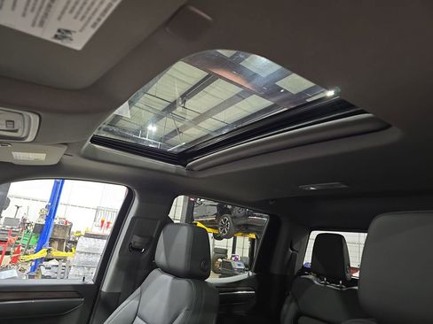 New 2026 GMC Sierra 1500 SLT w/ SLT Premium Plus Package image 30