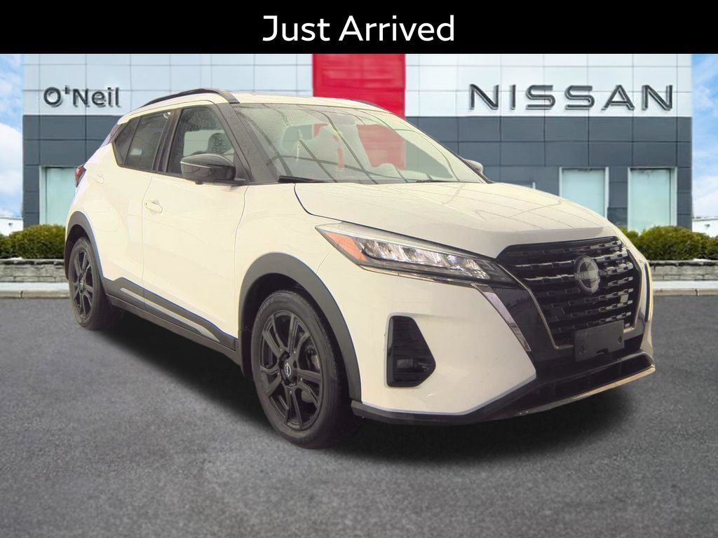 Certified 2023 Nissan Kicks SR w/ SR Premium Package FWD image 1