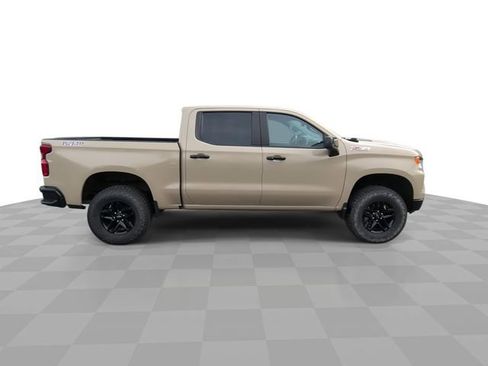 Used 2022 Chevrolet Silverado 1500 LT Trail Boss w/ Convenience Package II image 9