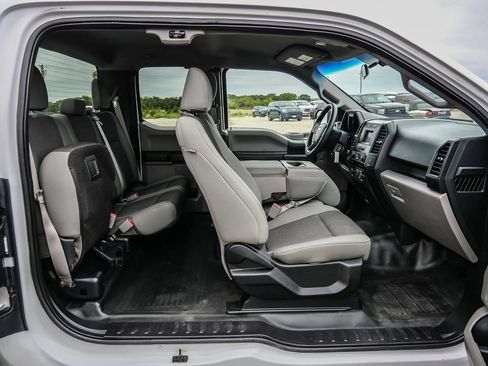 Used 2018 Ford F150 XL w/ Equipment Group 101A Mid AWD/4WD image 13