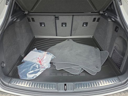 Used 2023 Porsche Macan GTS image 31