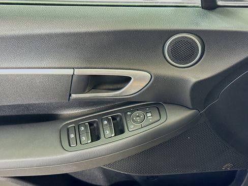 Used 2021 Hyundai Sonata SE image 23