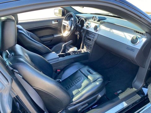 Used 2007 Ford Mustang GT RWD image 10
